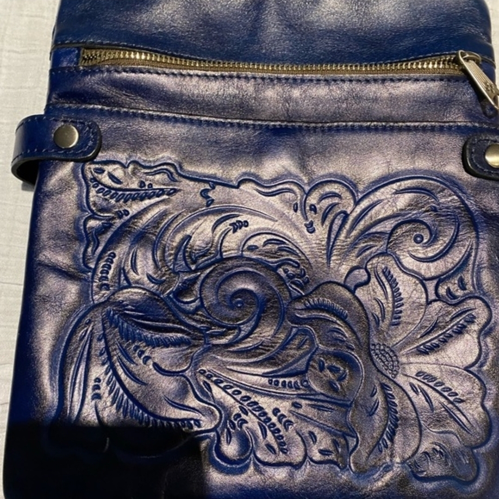 Patricia Nash Blue Embossed Leather Crossbody Bag - Picture 2 of 7